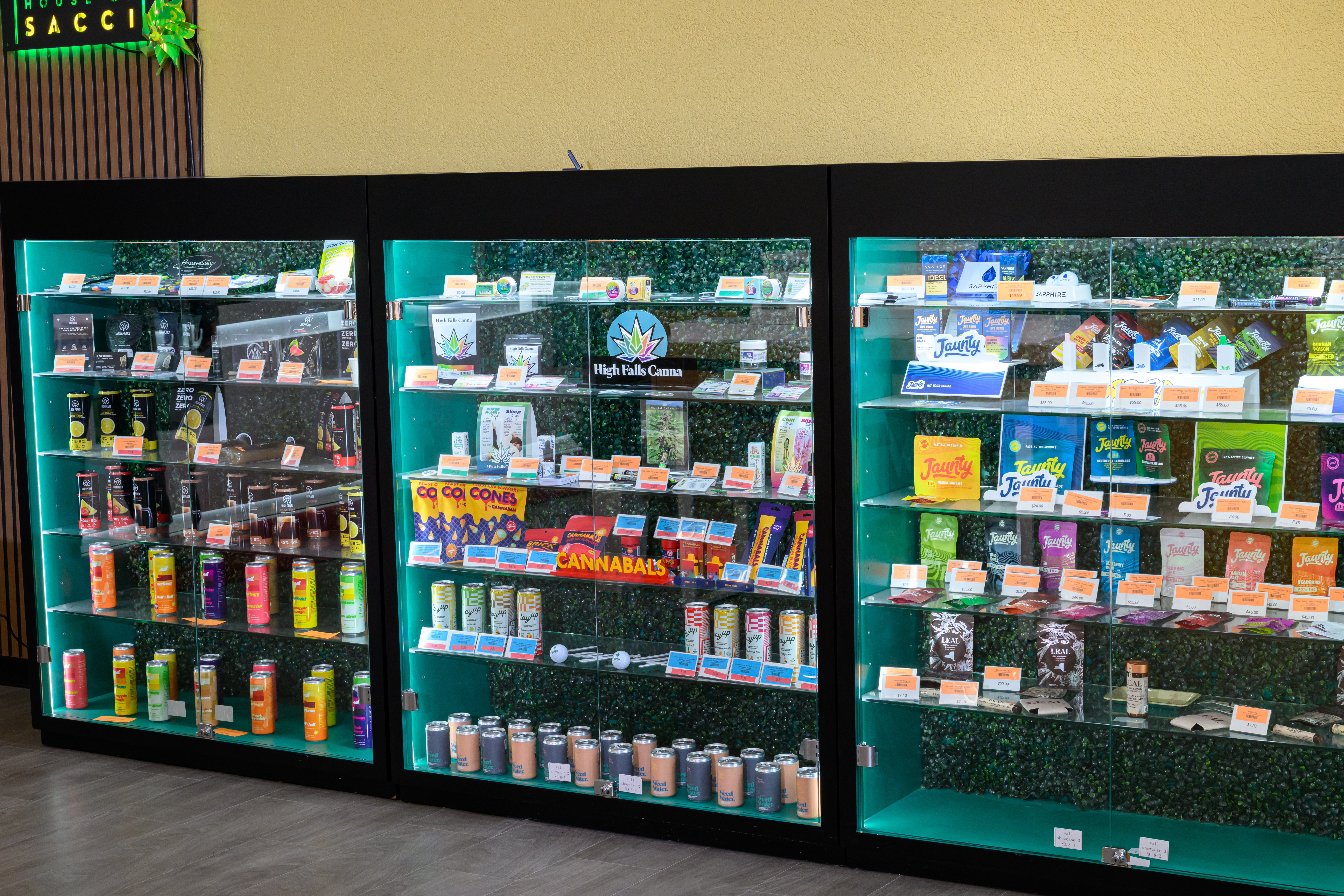 Home www.ajs photography.com click on the link to see all the wedding pictures